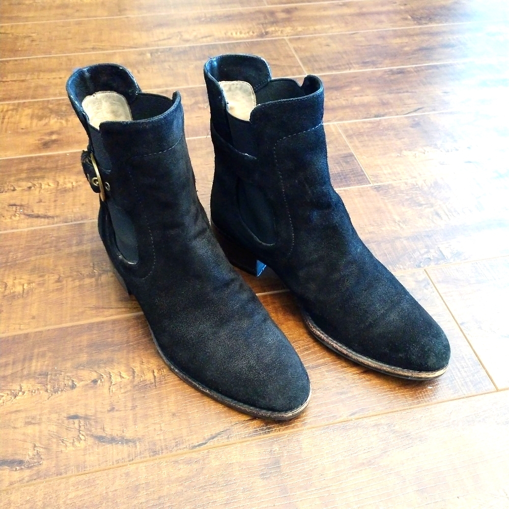 Joan & David Boots - Picture 1 of 7